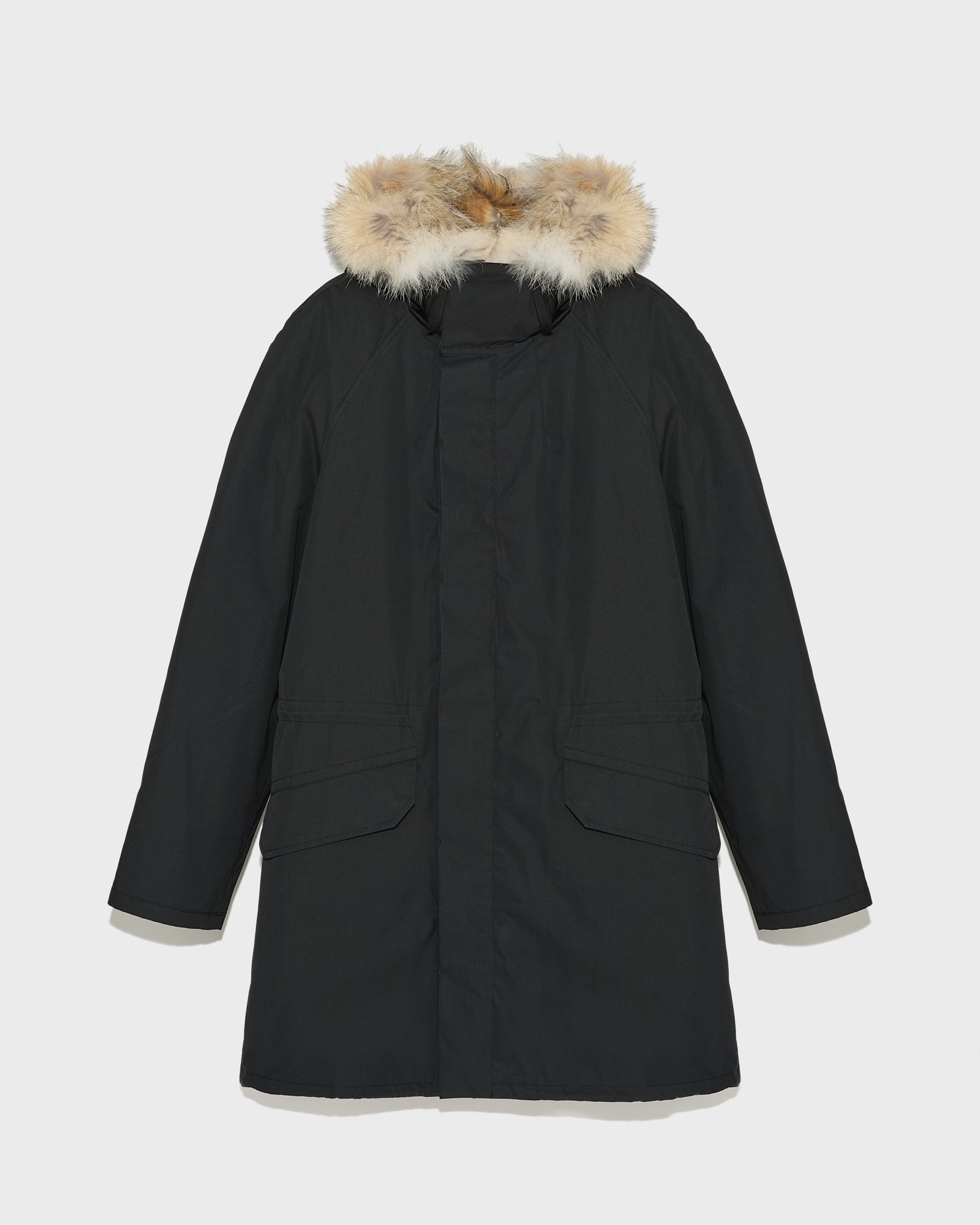 parka-iconique-longue-en-coton-technique-avec-fourrure-de-renard-et-lapin-black-coyote-21whm01890f71xb2192 -Yves Salomon
