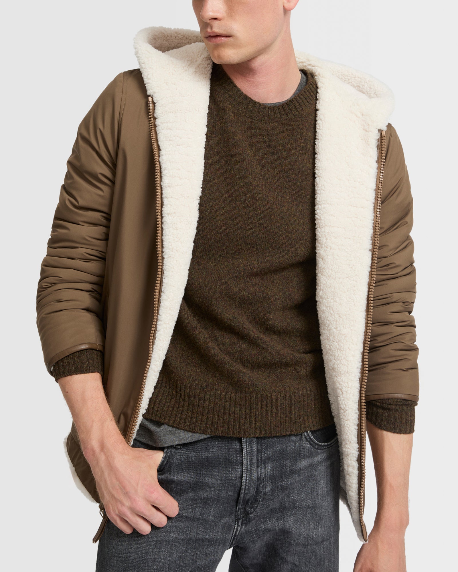 hoodie-en-peau-lainee-reversible-blanc-25whv60670b15xc11 -Yves Salomon