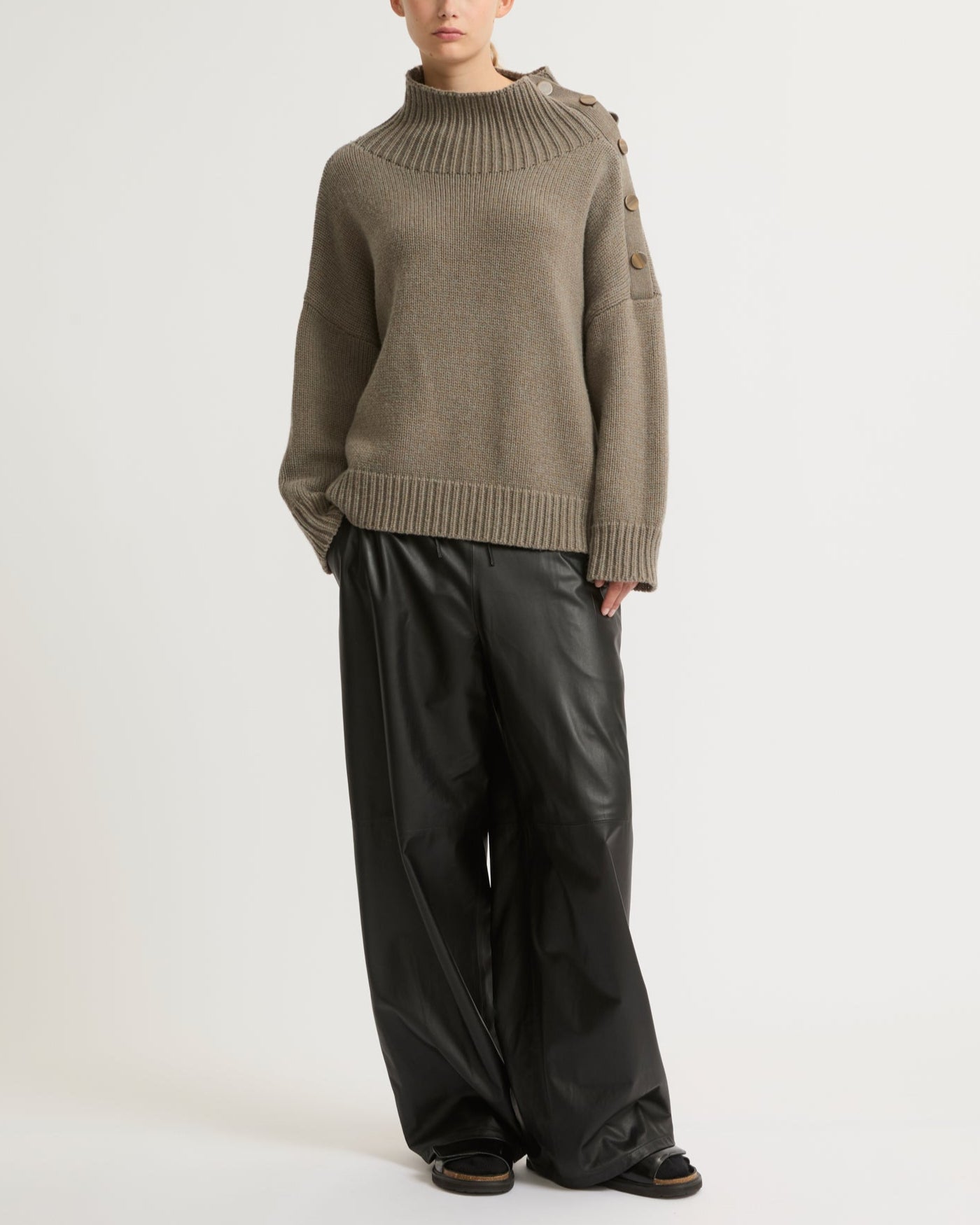 Wide-leg trousers in thin lambskin leather - Black - Yves Salomon