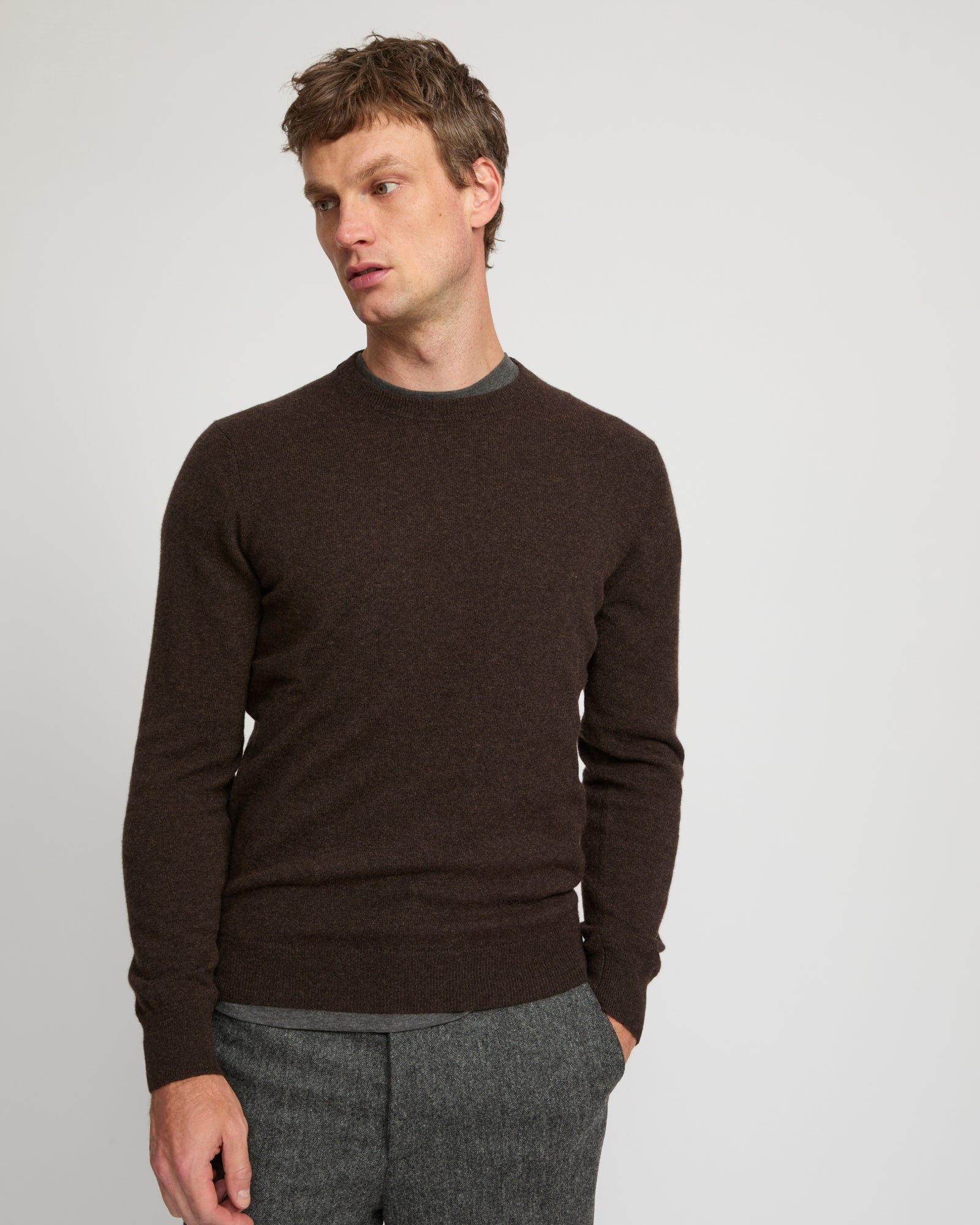 Crew neck knit jumper in 100% cashmere Brown Yves Salomon