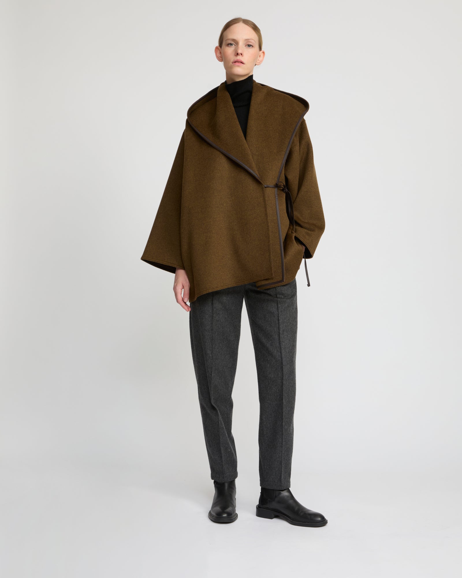 Manteau court oversize en cachemire mélangée double face marron