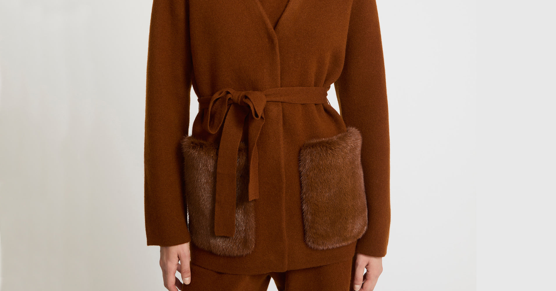 Black Friday | Sélection de pièces en Visons Femme