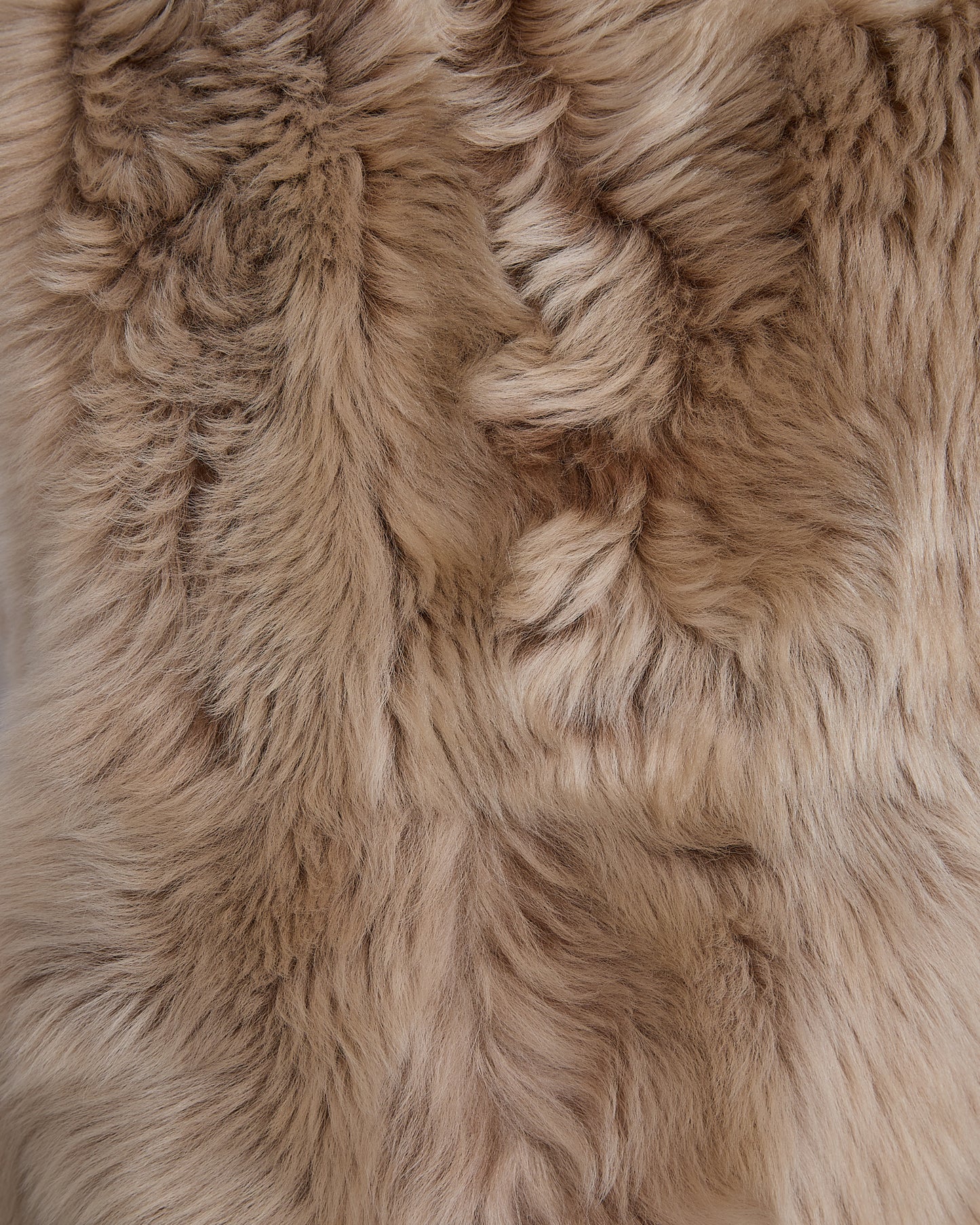 Veste courte à capuche en agneau de Toscane Folk