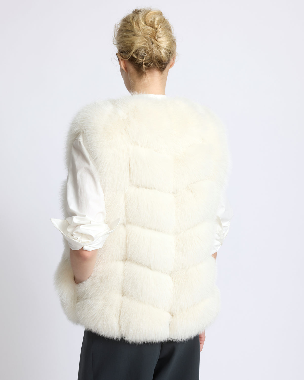 Gilet sans manches en fourrure de renard - Yves Salomon - Nouvelle collection Automne Hiver