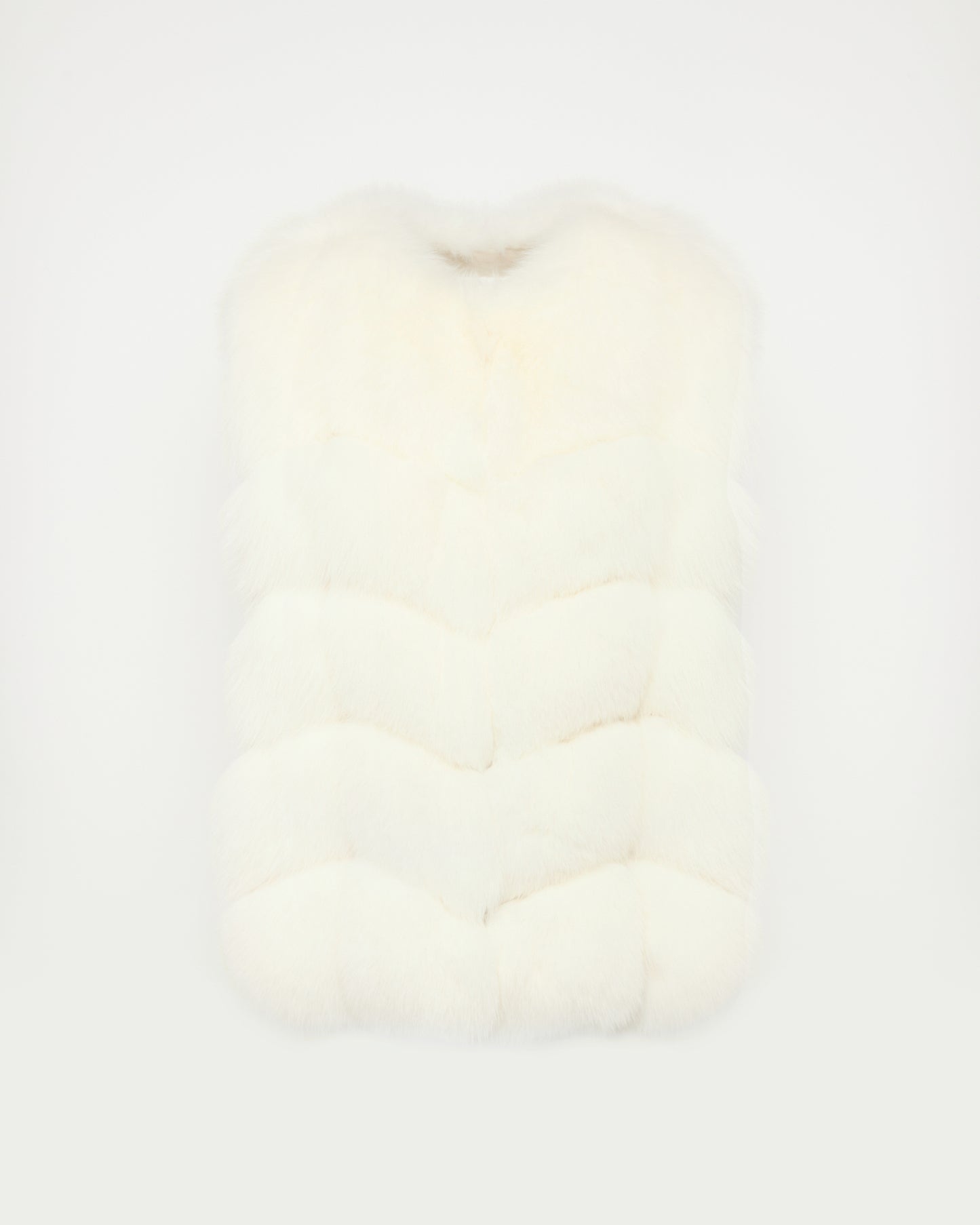 SLEEVELESS BURGUNDY FOX GILET