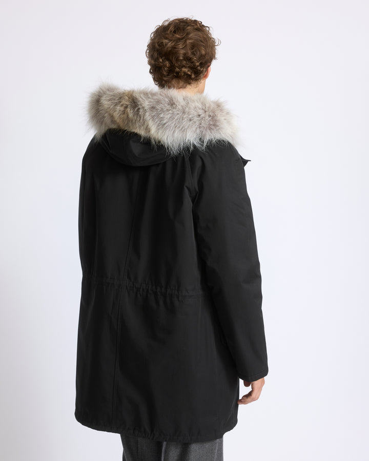 Parka iconique longue en coton technique avec fourrure de coyote et lapin - Yves Salomon - Nouvelle collection Automne Hiver