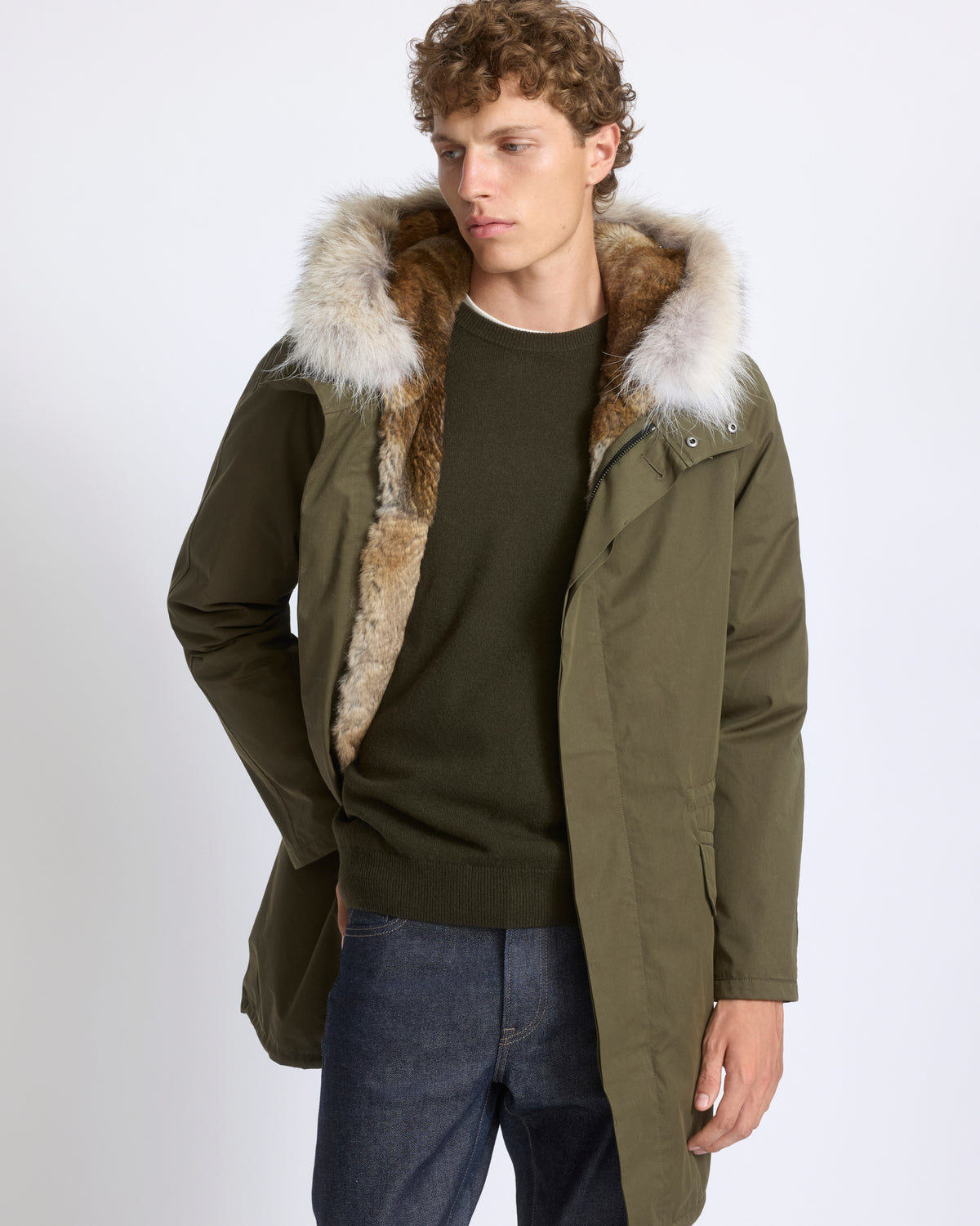 Parka iconique longue en coton technique avec fourrure de coyote et lapin - Yves Salomon - Nouvelle collection Automne Hiver