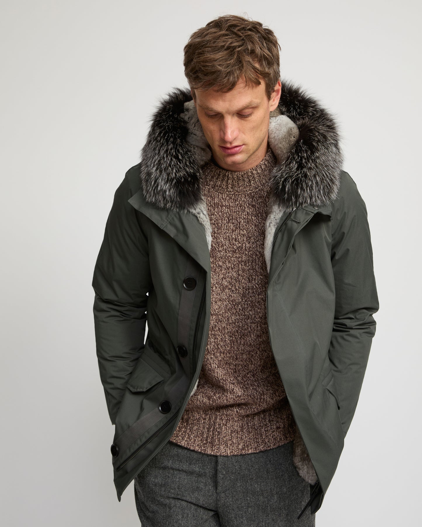 Parka iconique courte en coton mélangé imperméable avec fourrure de renard et lapin