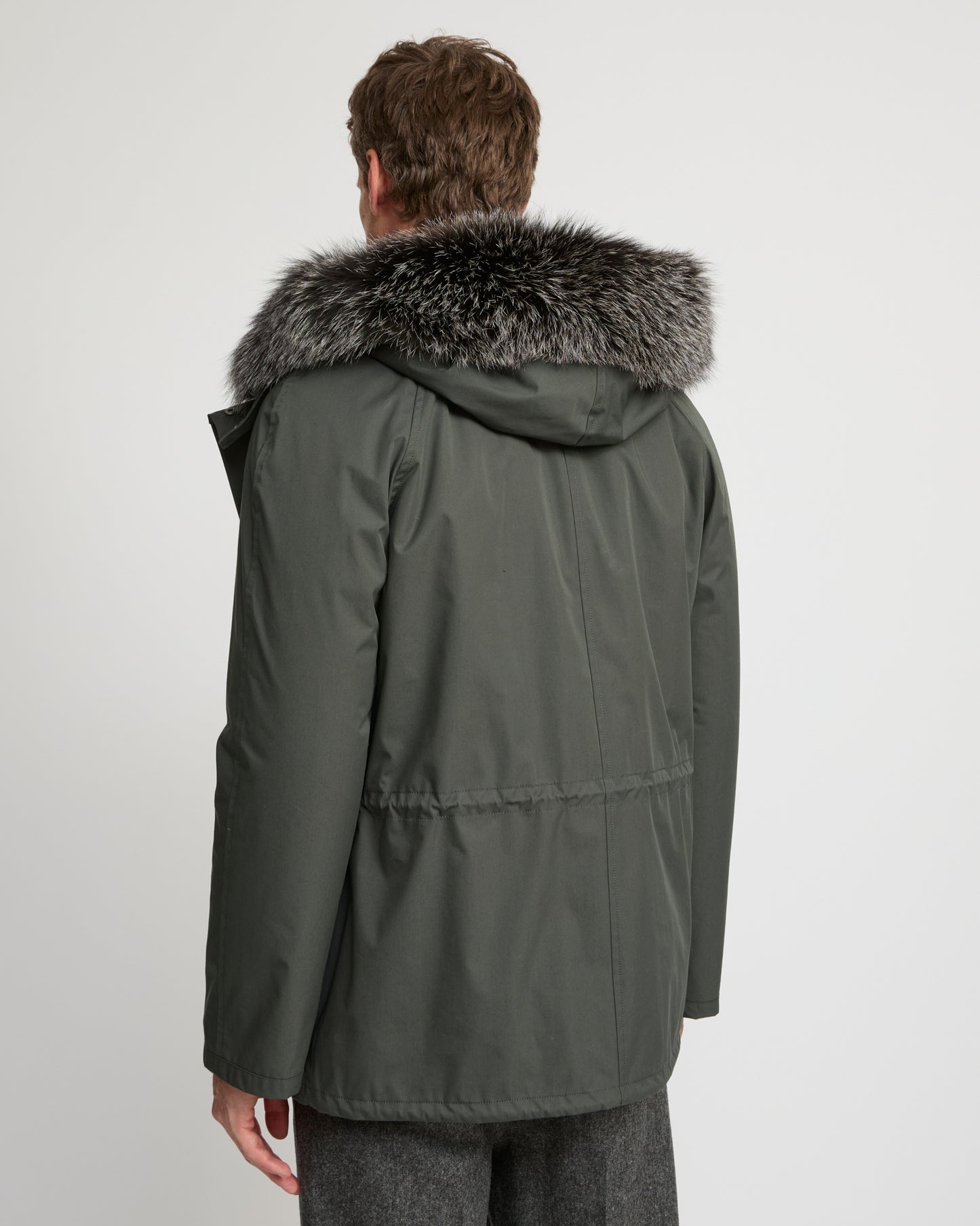 Parka iconique courte en coton mélangé imperméable avec fourrure de renard et lapin