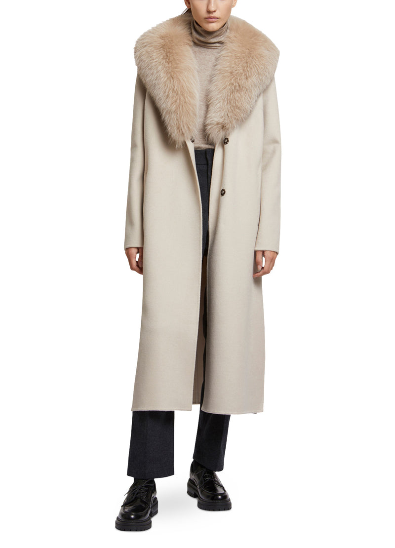 Manteau long en lainage cachemire et col en fourrure de renard