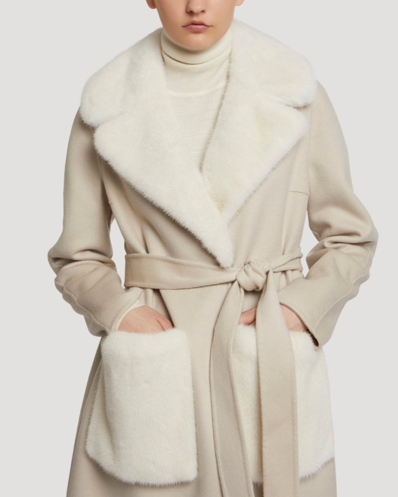 Manteau long cachemire et fourrure de vison - beige/blanc