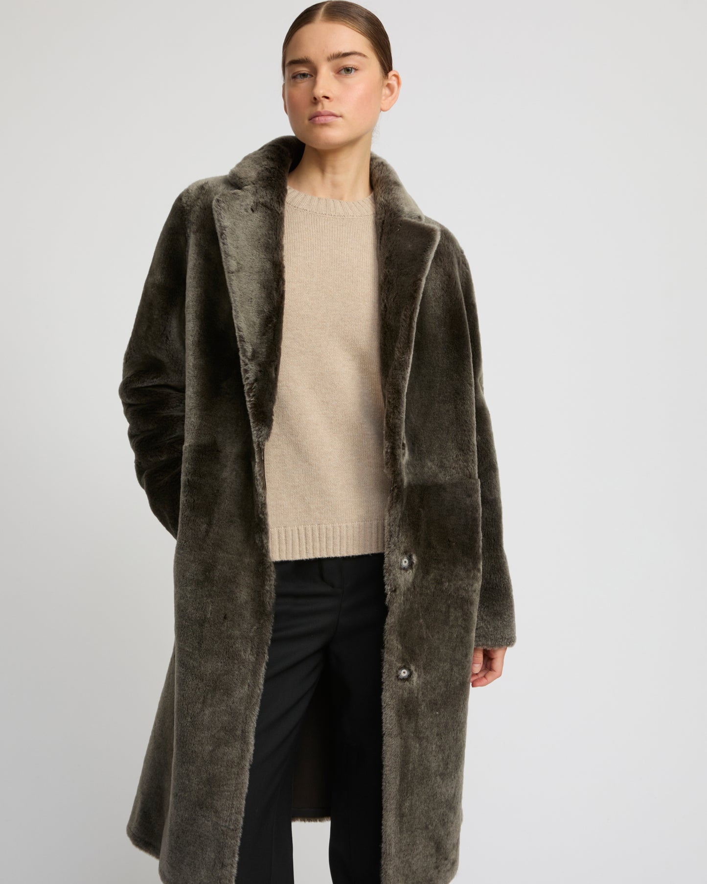 Manteau réversible en peau lainée d'agneau mérinos