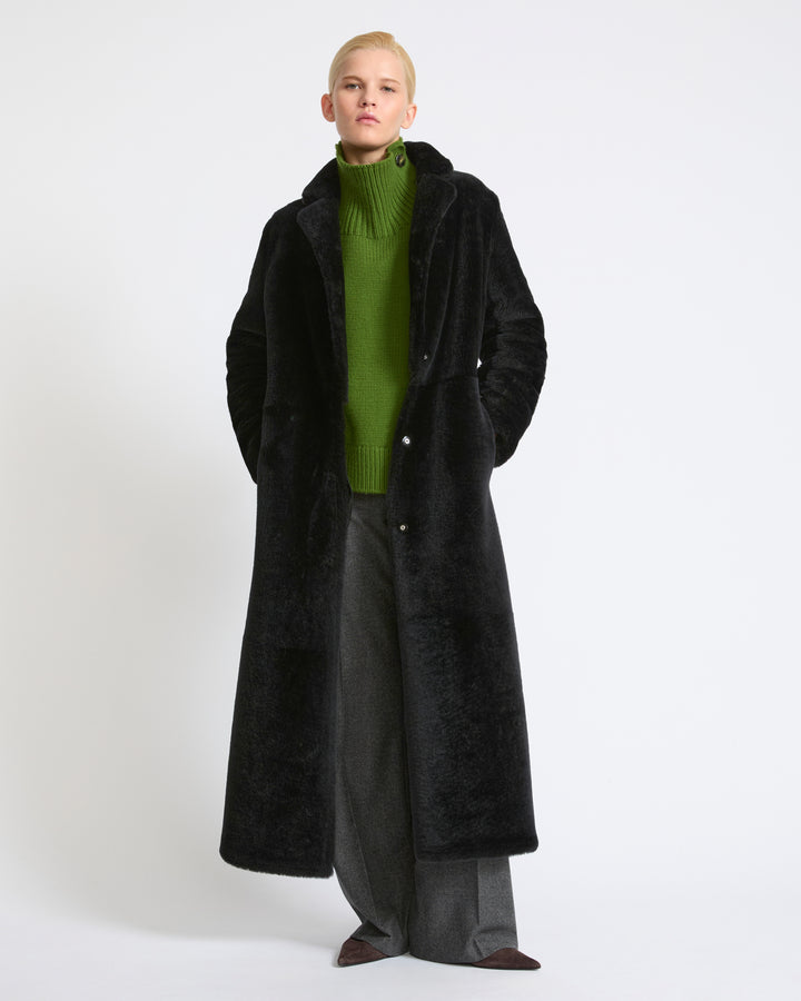 Manteau long réversible en peau lainée d'agneau- Yves Salomon - Nouvelle collection Automne Hiver