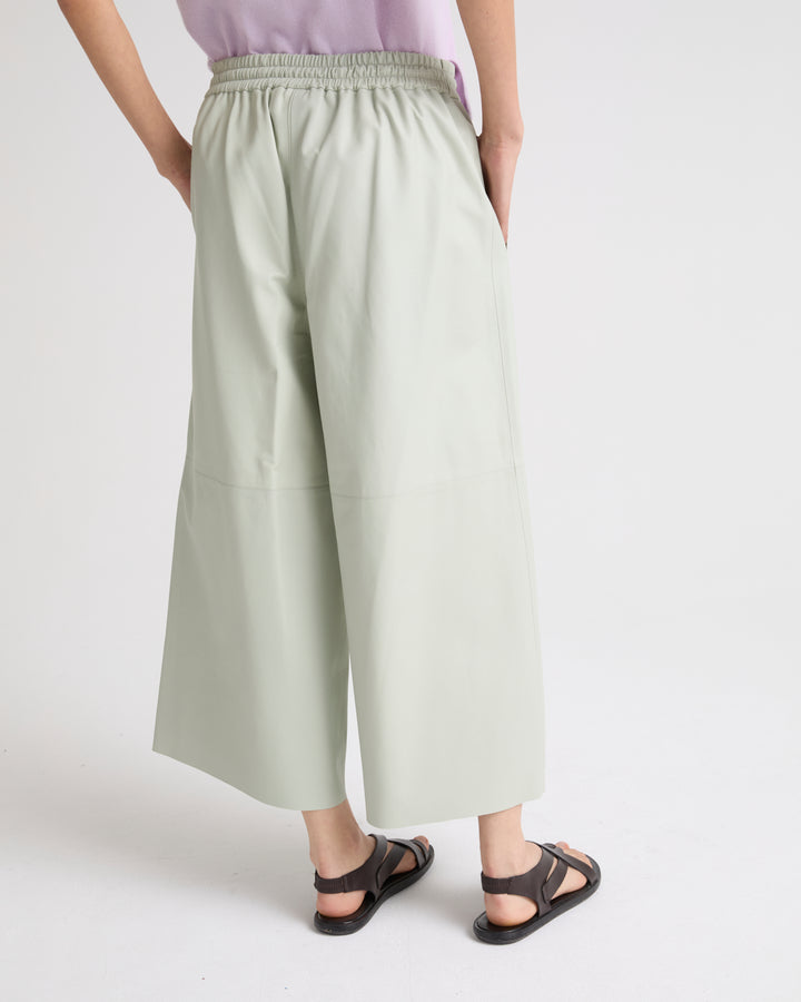 Jupe culotte en cuir d'agneau fin