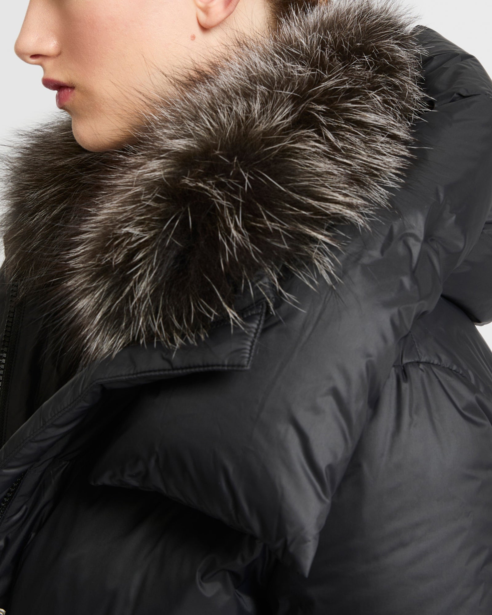 Long hooded down jacket with Rex - Black - Yves Salomon