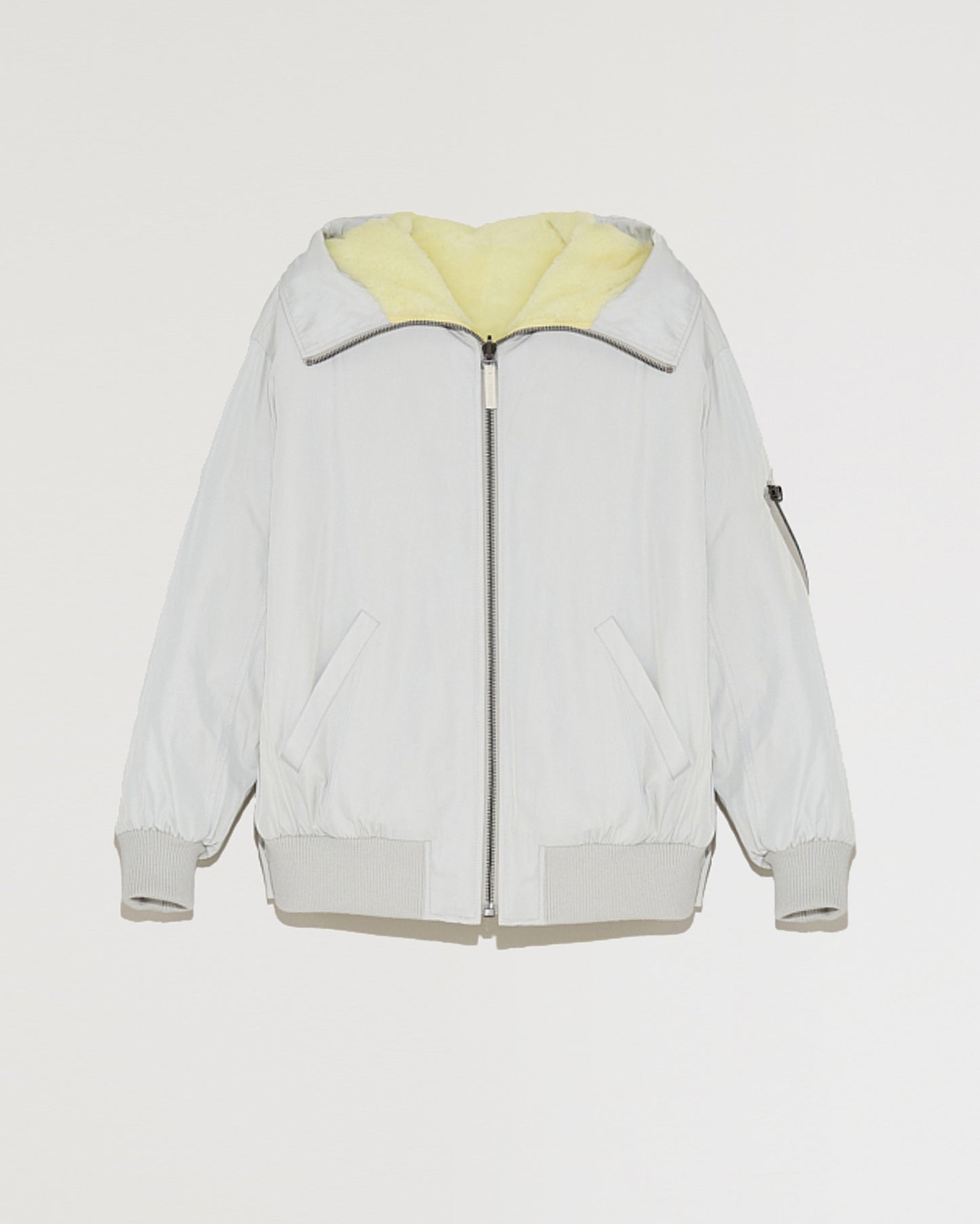 bomber-a-capuche-reversible-en-tissu-technique-et-peau-lainee-bleu-et-jaune-22wfv92265a19xb2435 -Yves Salomon