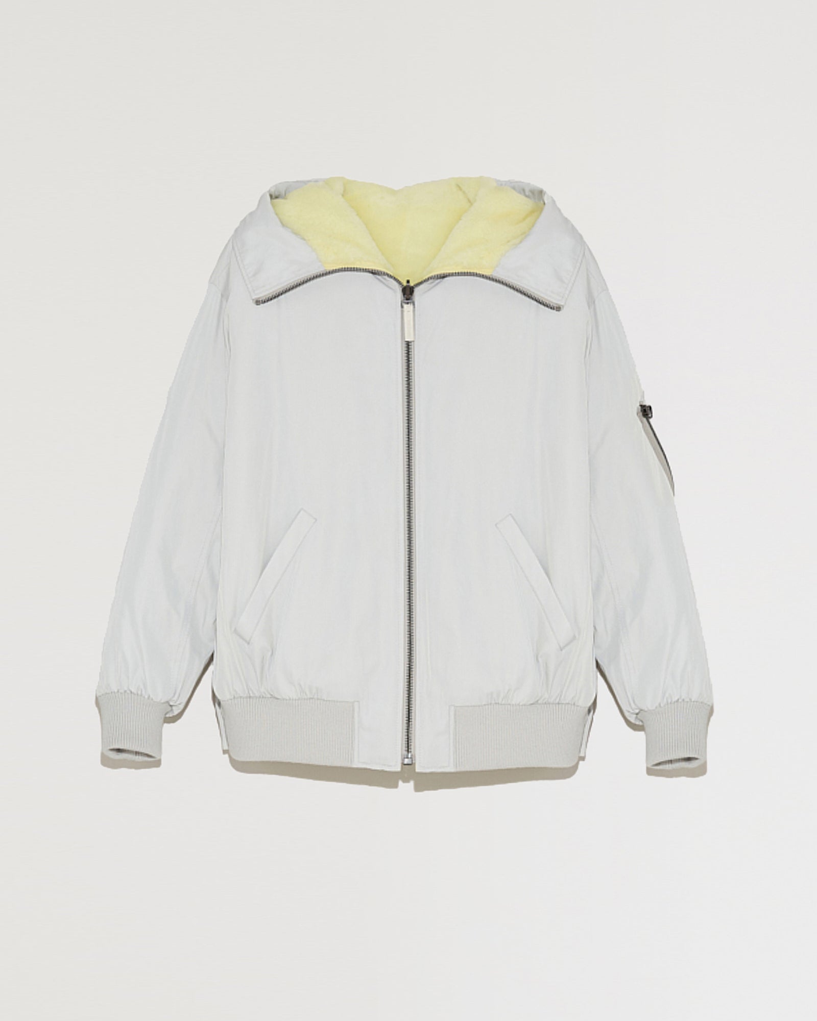 bomber-a-capuche-reversible-en-tissu-technique-et-peau-lainee-bleu-et-jaune-22wfv92265a19xb2435 -Yves Salomon