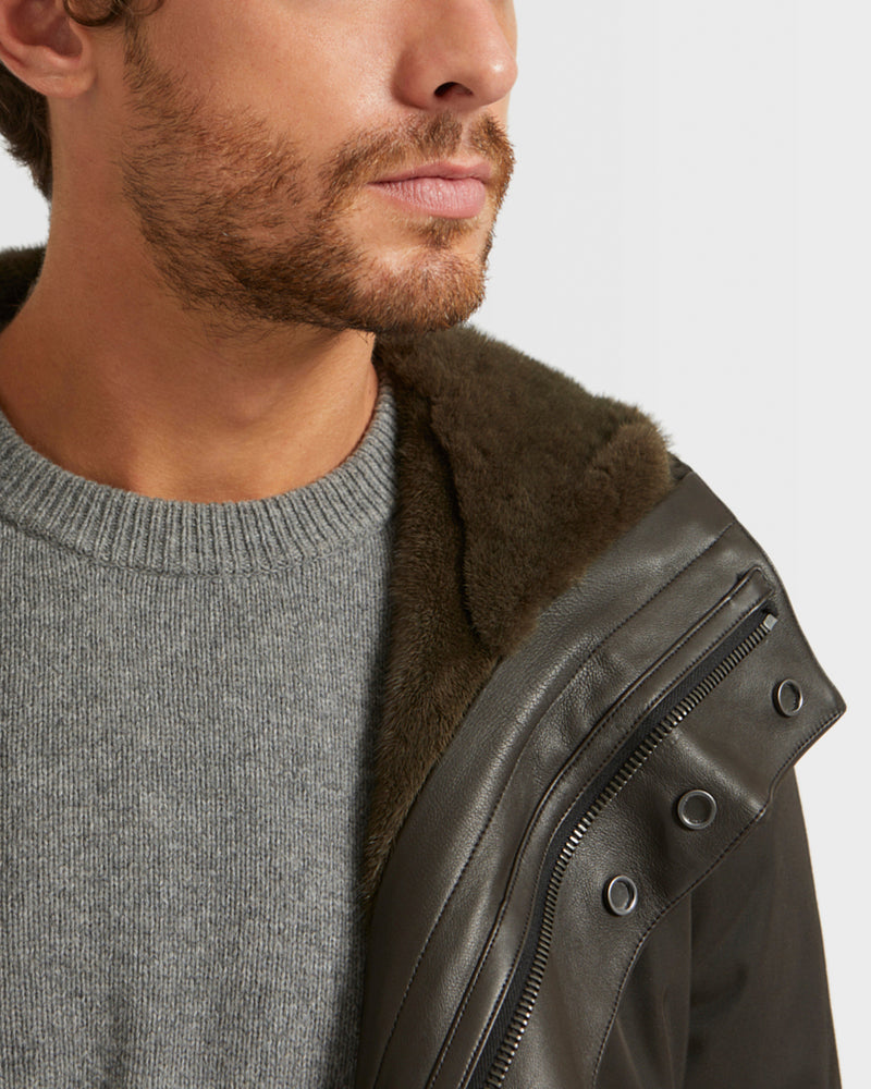 Manteau à capuche en gabardine imperméable et fourrure de vison