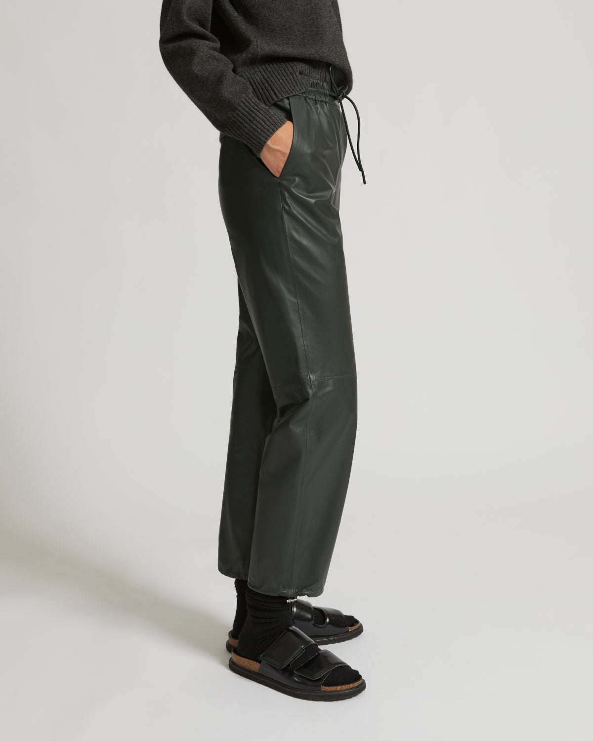 Black Friday 2025 - Yves Salomon - Pantalon jogging en cuir d’agneau