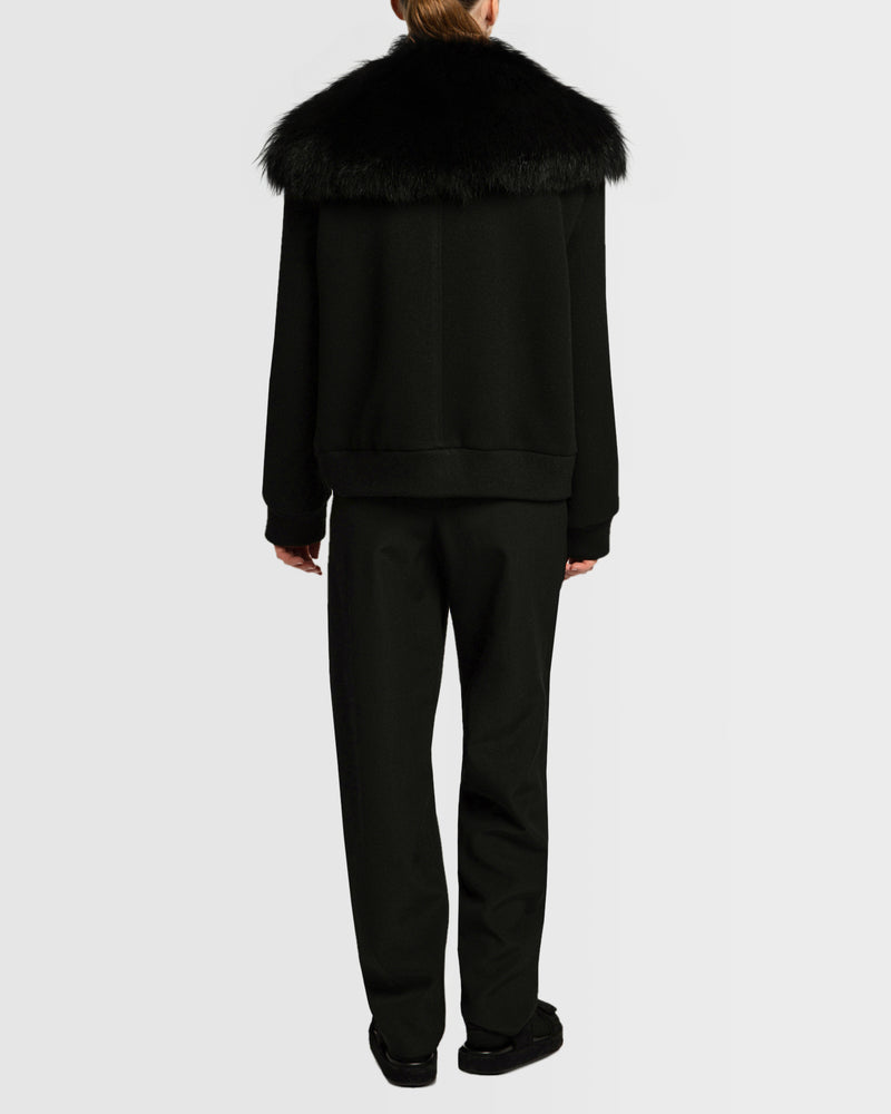 Veste en lainage cachemire et col en fourrure de renard