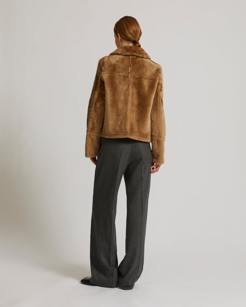 Veste courte réversible en agneau mérinos
