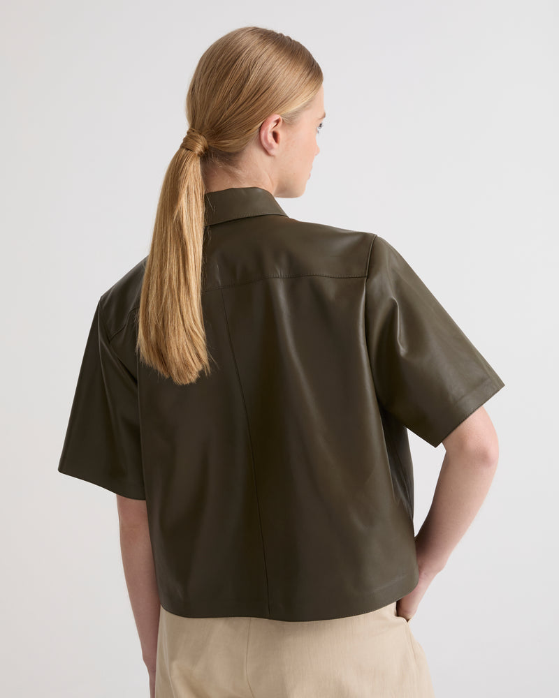 Chemise manches courtes en cuir d'agneau