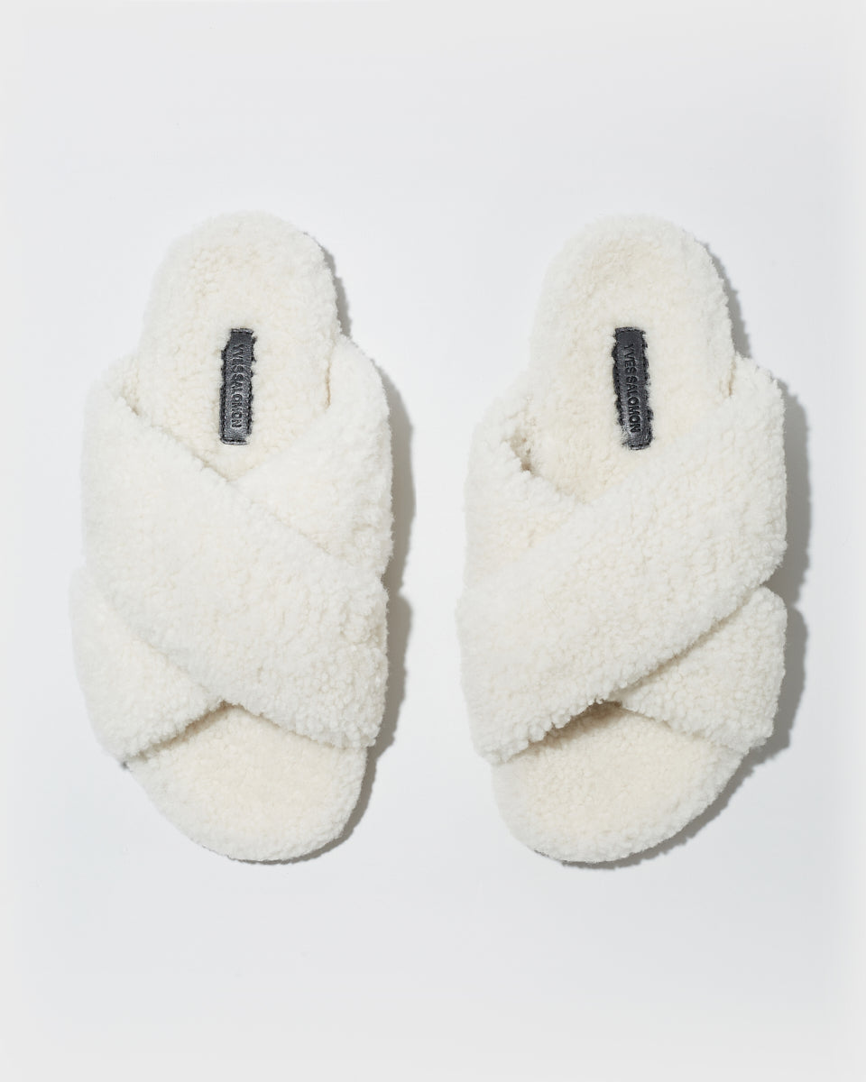 mules-en-agneau-merinos-boucle-blanc-23waa162xxmecla1006 -Yves Salomon