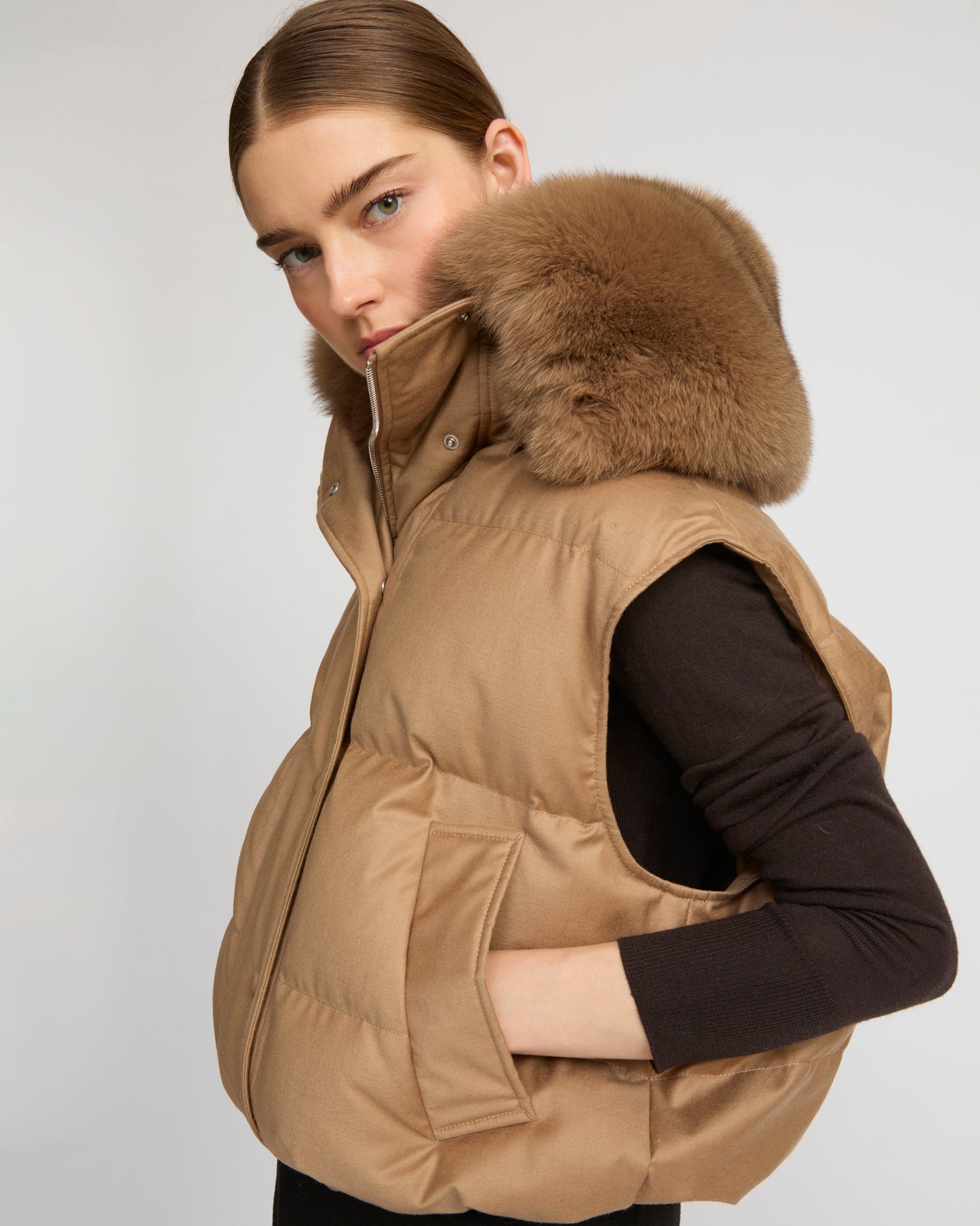 Flannel gilet with fox fur collar