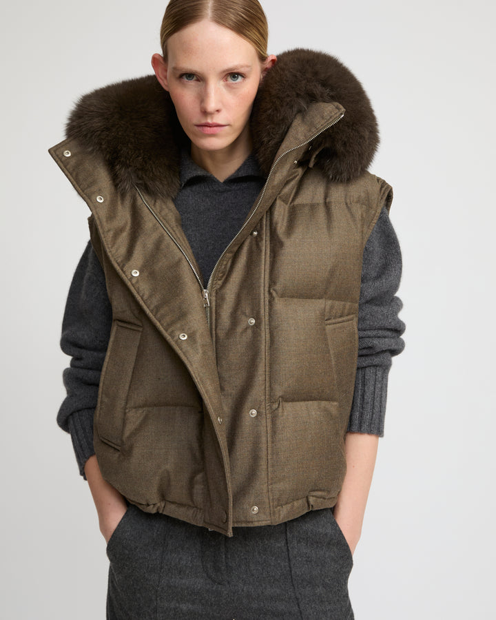 Flannel gilet with fox fur collar