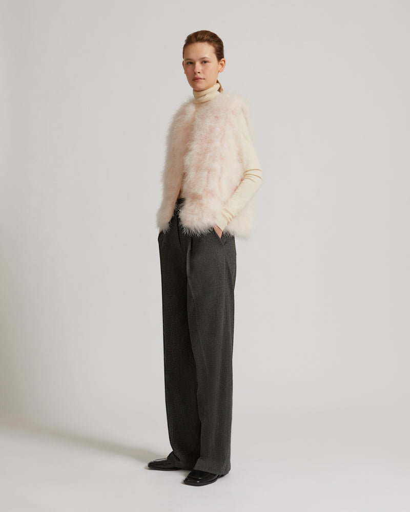 Gilet court en plumes
