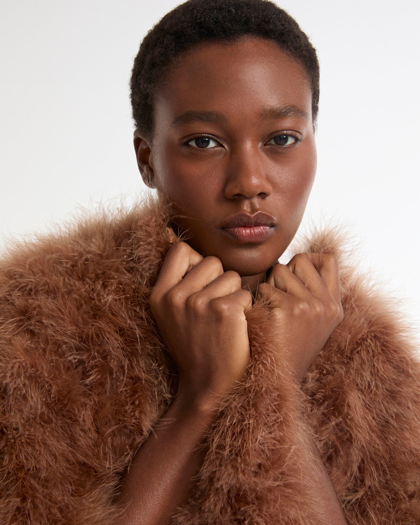 Veste courte en plumes -Yves salomon - Nouvelle collection Printemps Été