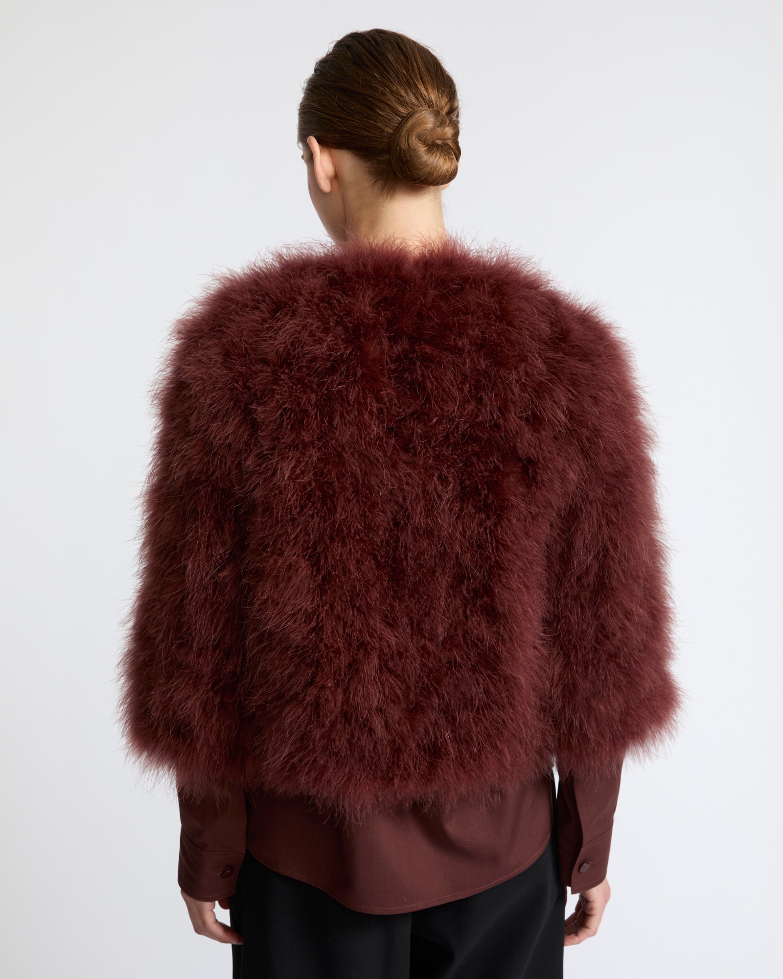 Veste courte en plumes- Yves Salomon - Nouvelle collection Automne Hiver