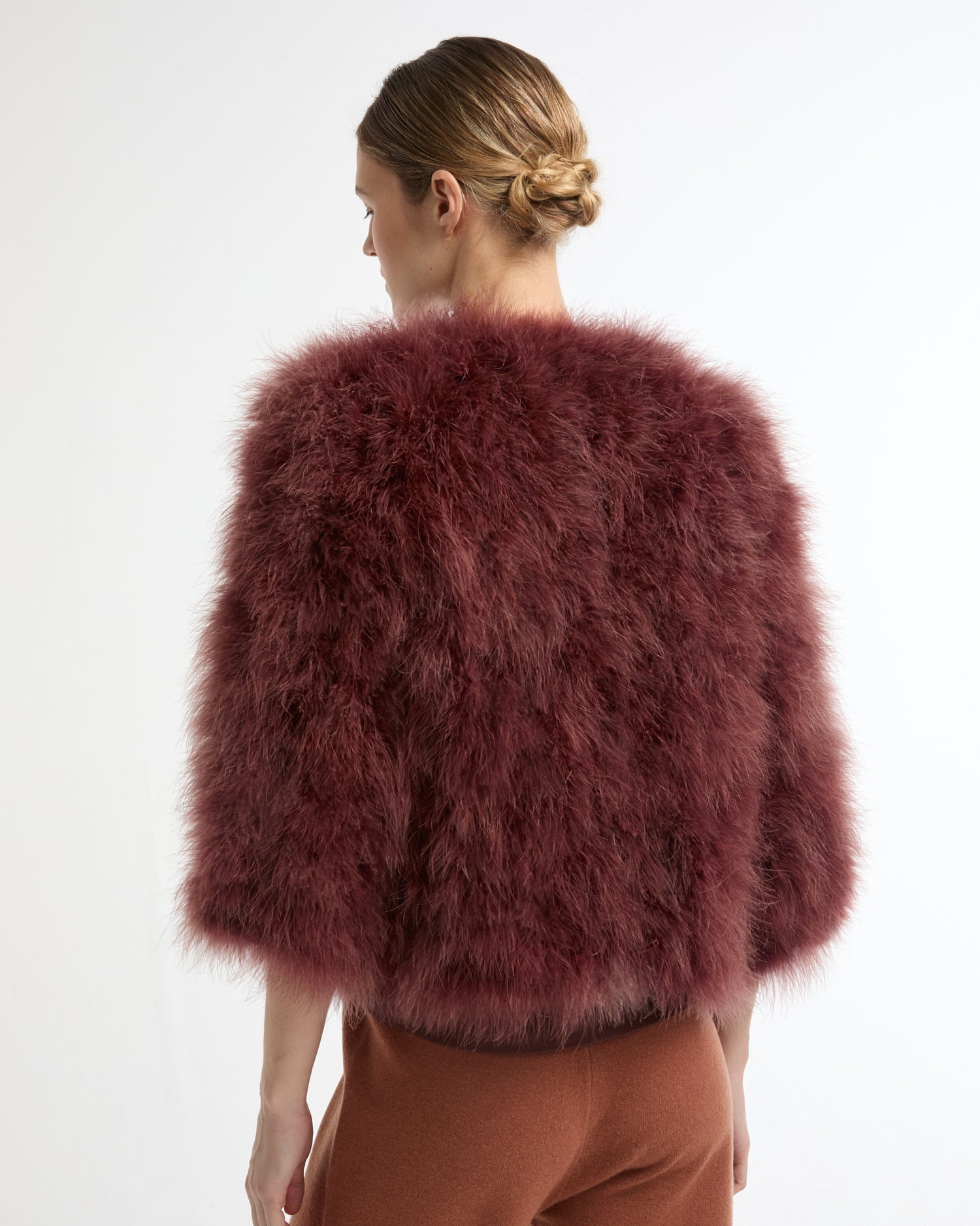 Veste courte en plumes -Yves salomon - Nouvelle collection Printemps Été