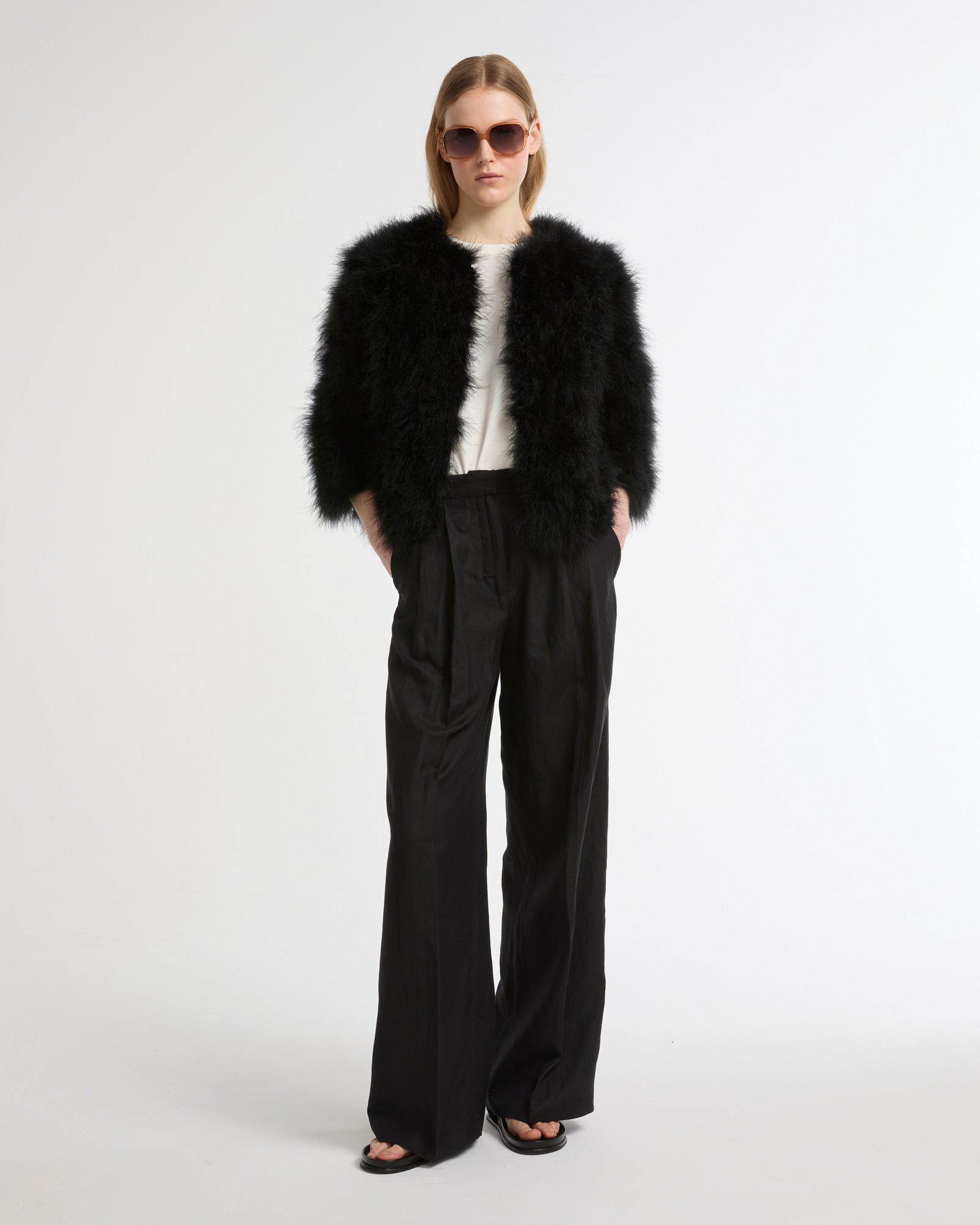 Veste courte en plumes -Yves salomon - Nouvelle collection Printemps Été