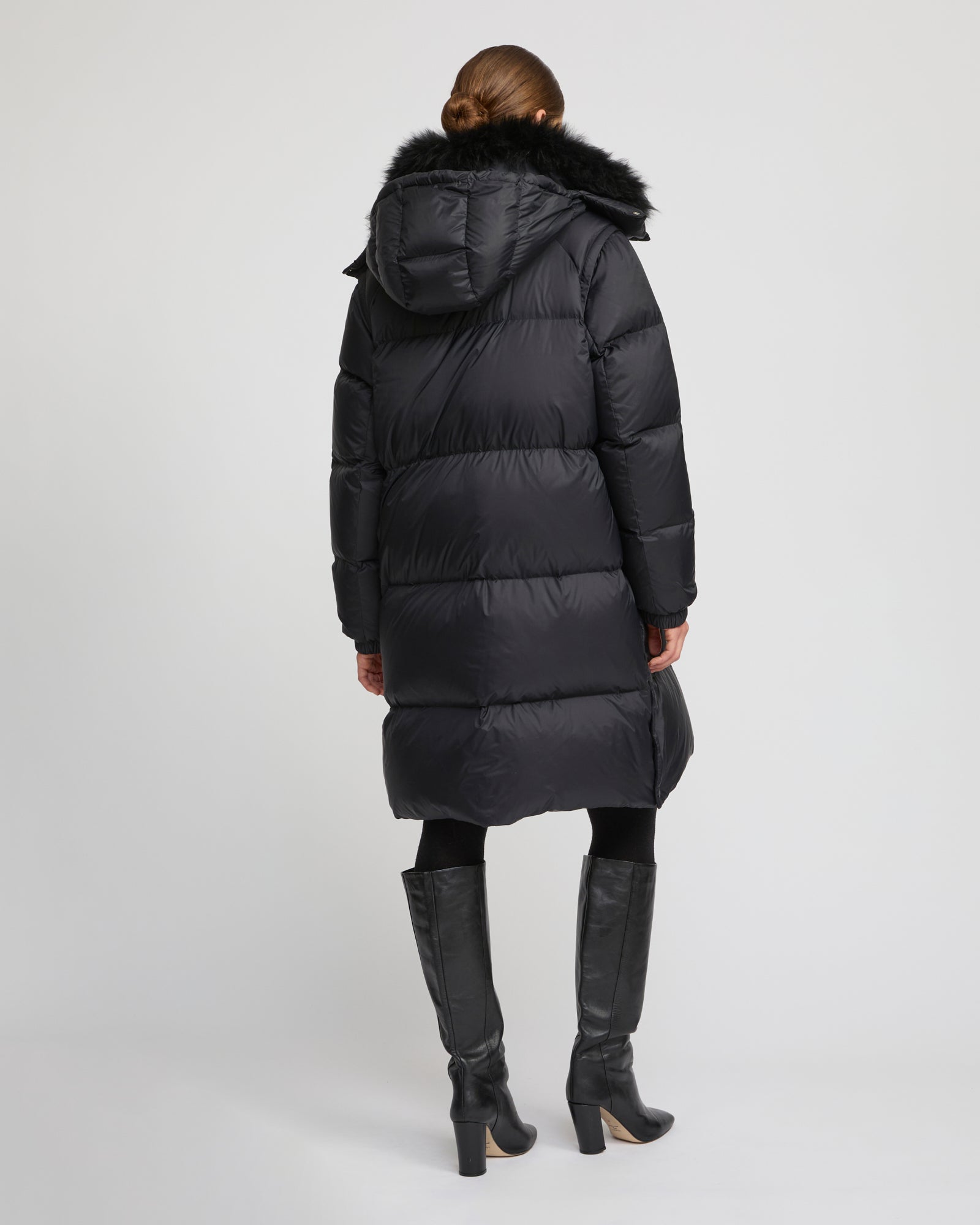 7/8 ロングダウンジャケット 撥水性テクニカルファブリック、ふわふわ