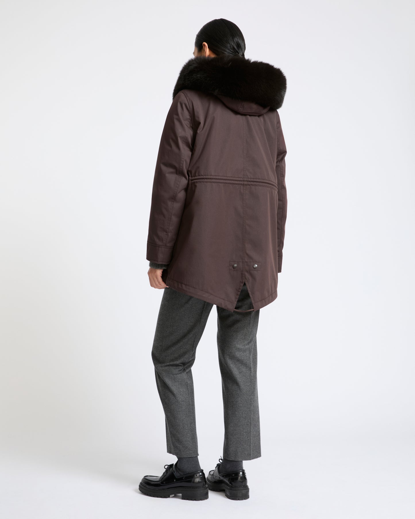 Parka Iconique courte en coton mélangé imperméable avec fourrure de renard et lapin- Yves Salomon - Nouvelle collection Automne Hiver