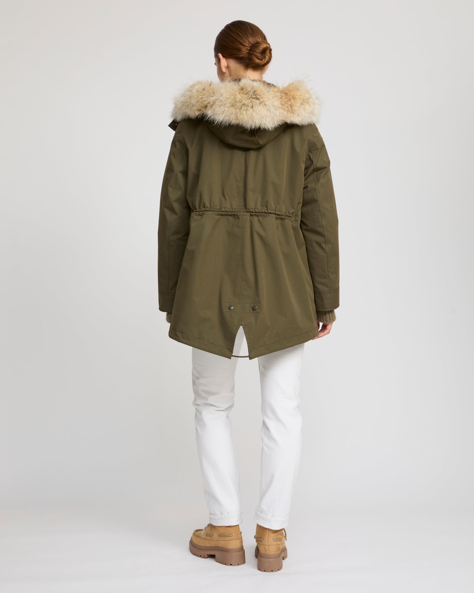 Short parka in technical fabric, rabbit and coyote fur – Yves Salomon