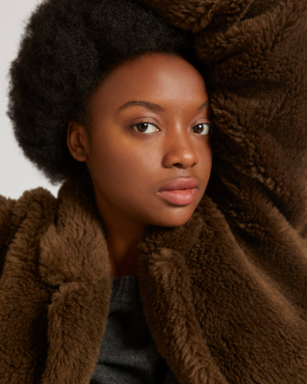 Manteau court en laine tissée naturelle