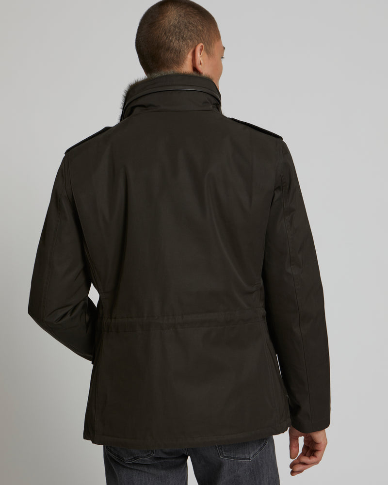 Field jacket en gabardine technique avec col en vison