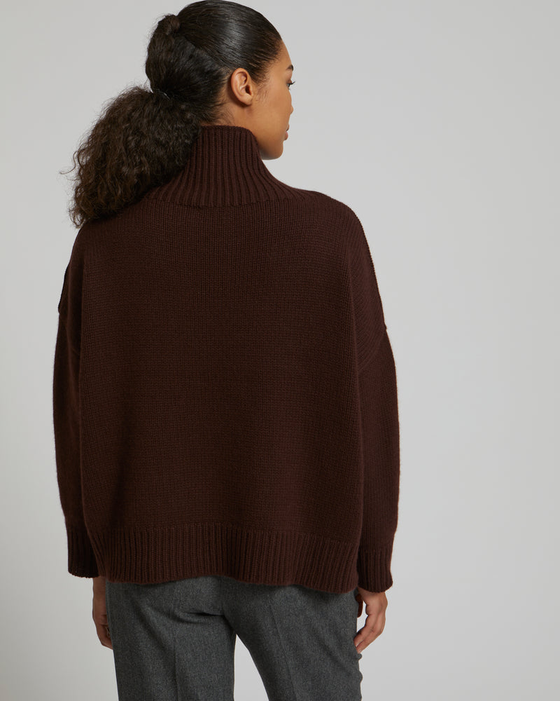 Oversized knit jumper