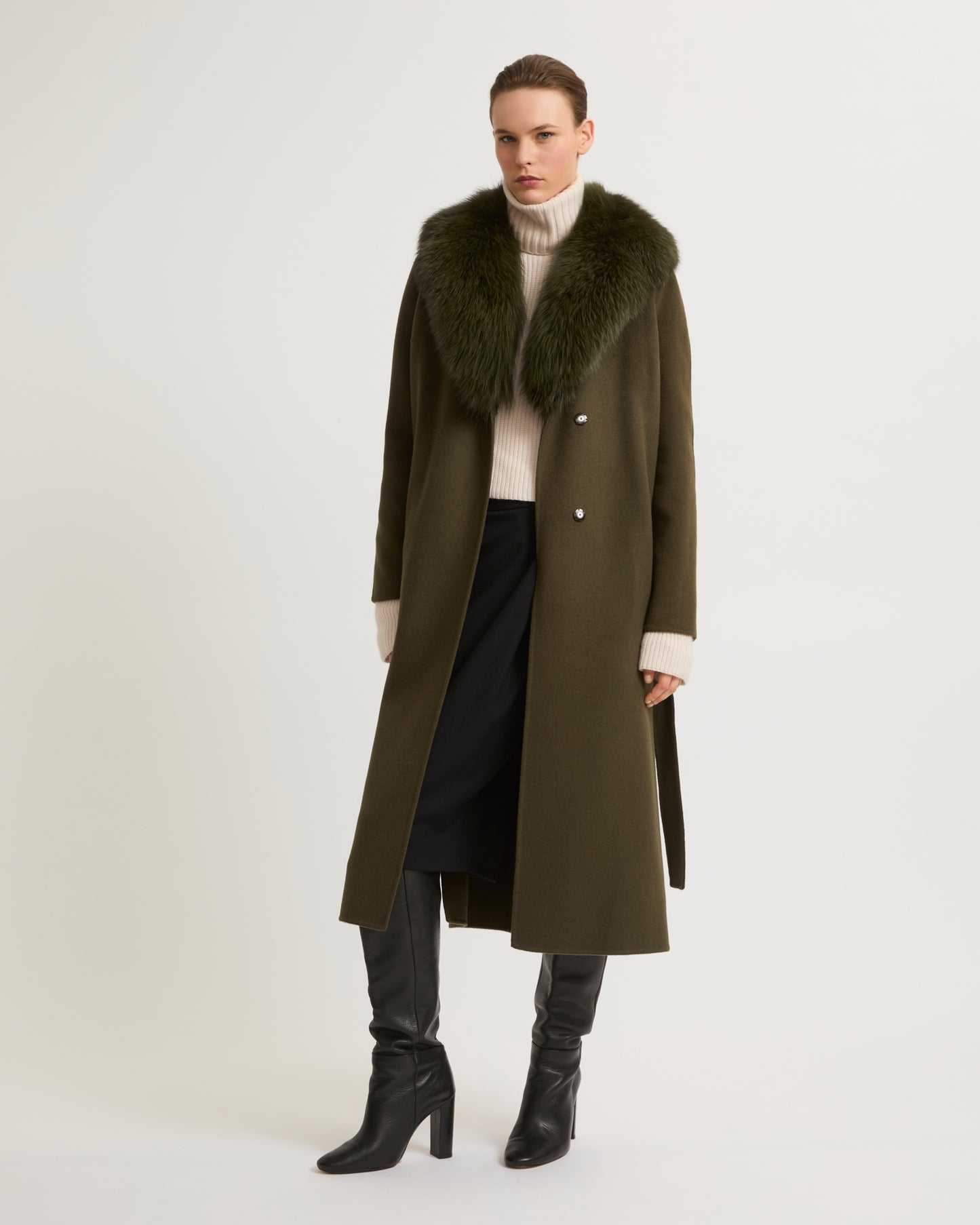 manteau-ceinture-en-lainage-cachemire-avec-col-en-renard-kaki-23wym04619carda2108 -Yves Salomon