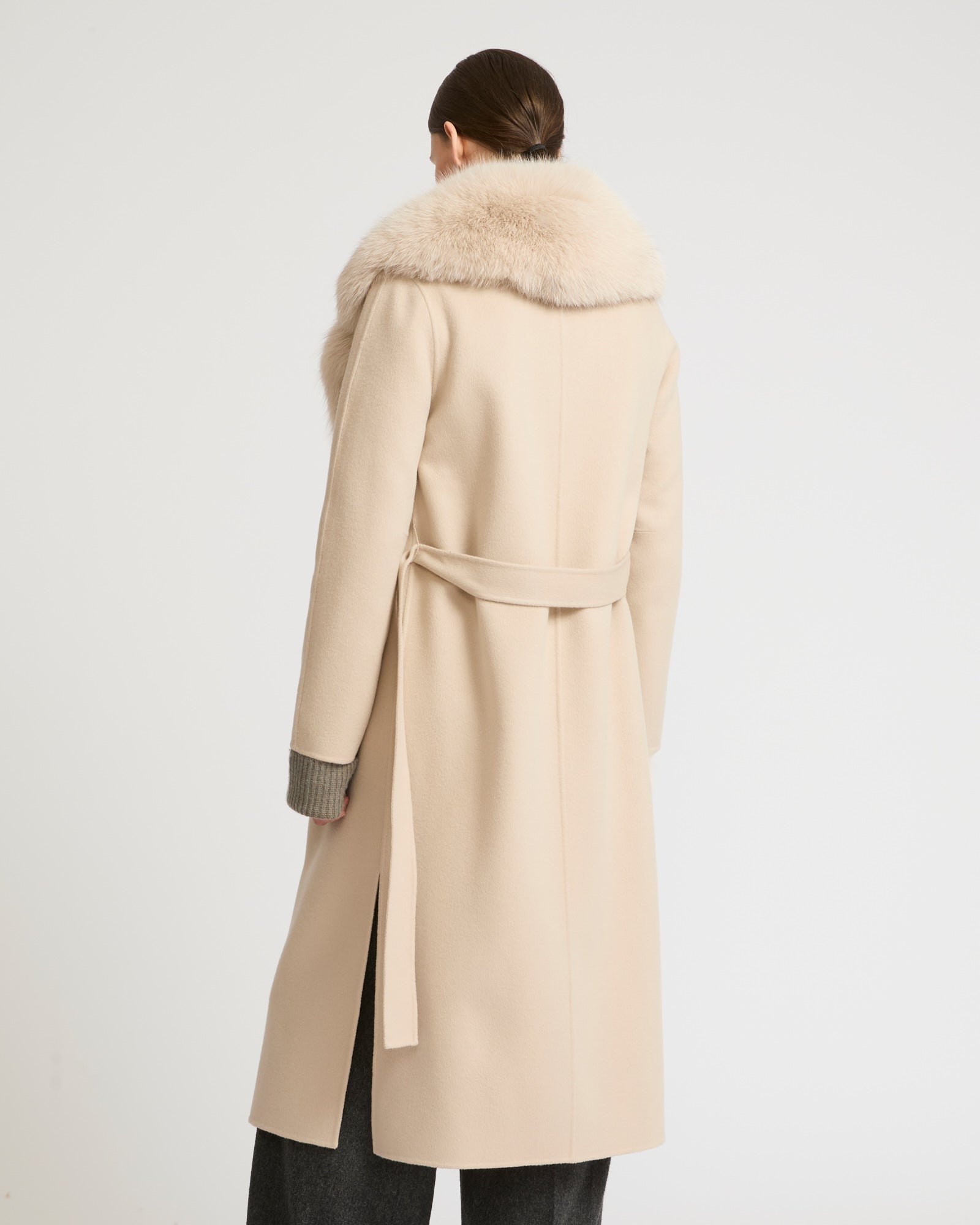 Coat in cashmere wool with fox fur collar - Beige - Yves Salomon