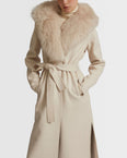 Manteau ceinturé en lainage cachemire avec col en fourrure de renard