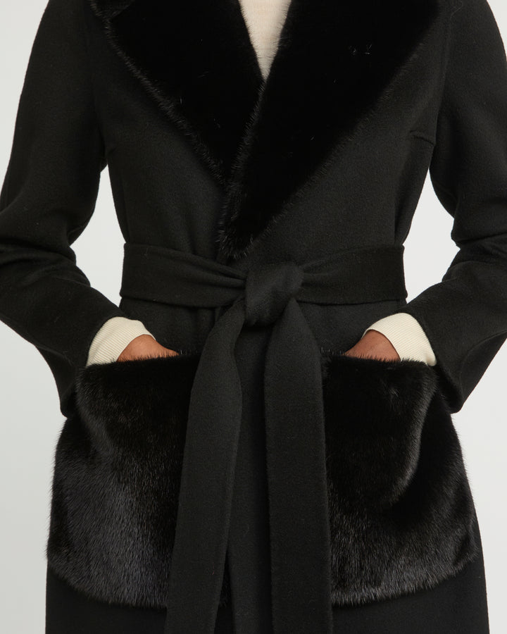 Belted coat in cashmere wool with mink fur collar and over-pockets