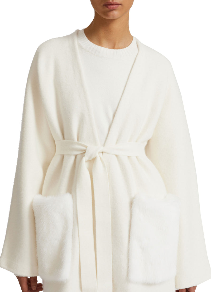 Cardigan long en maille avec sur-poches en fourrure de vison