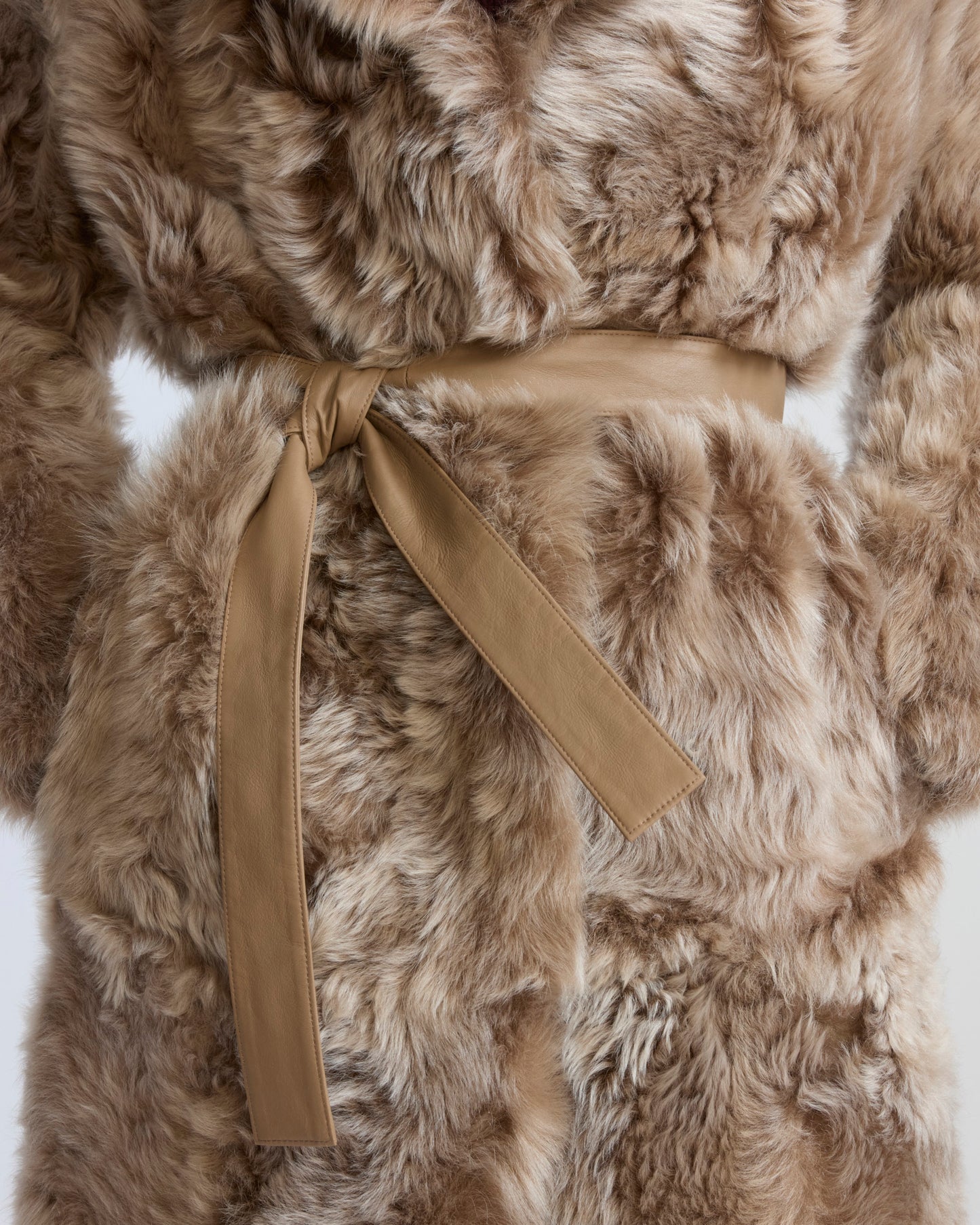 Manteau réversible ceinturé en agneau de Toscane