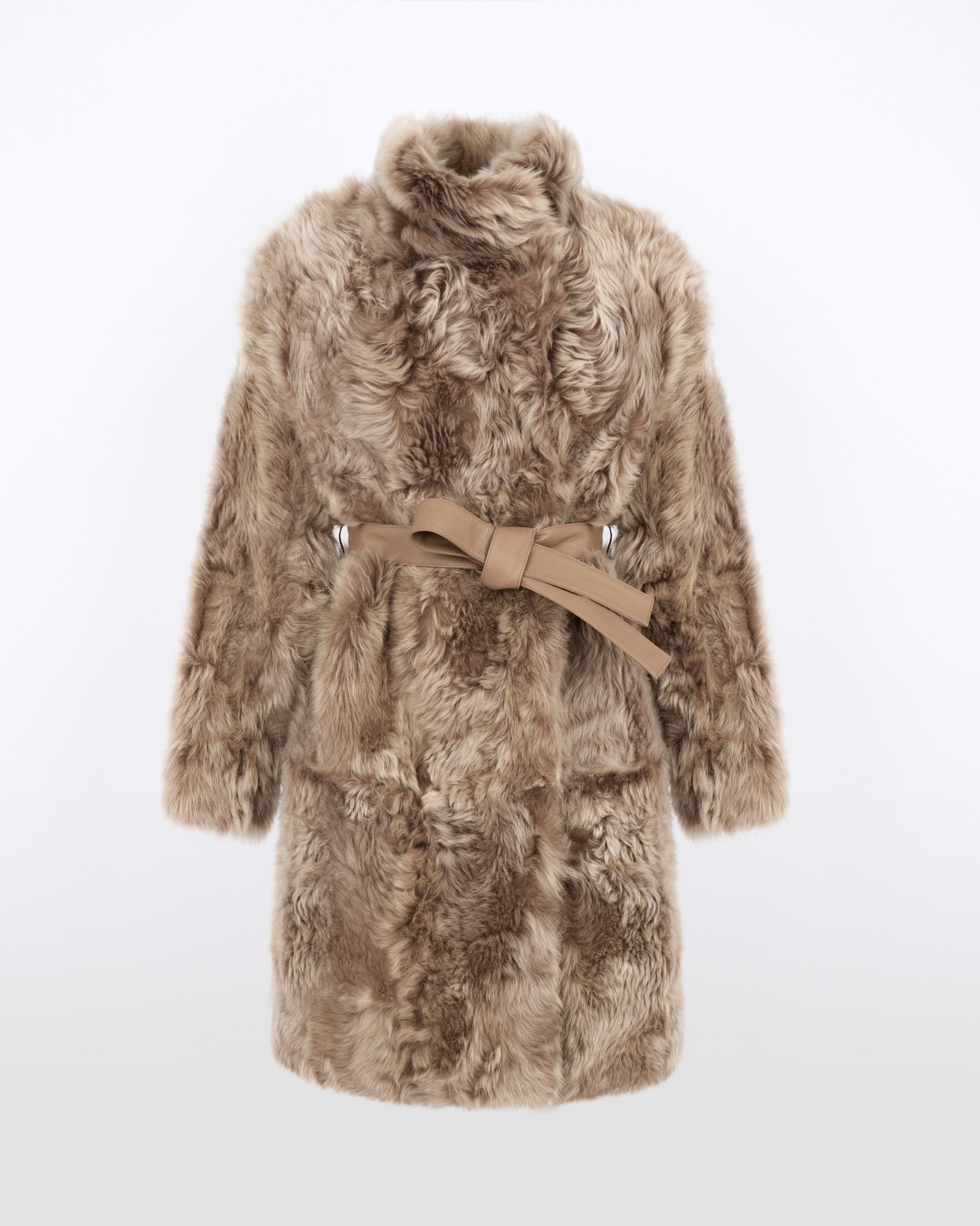 Manteau réversible ceinturé en agneau de Toscane - Yves Salomon - Nouvelle collection Automne Hiver