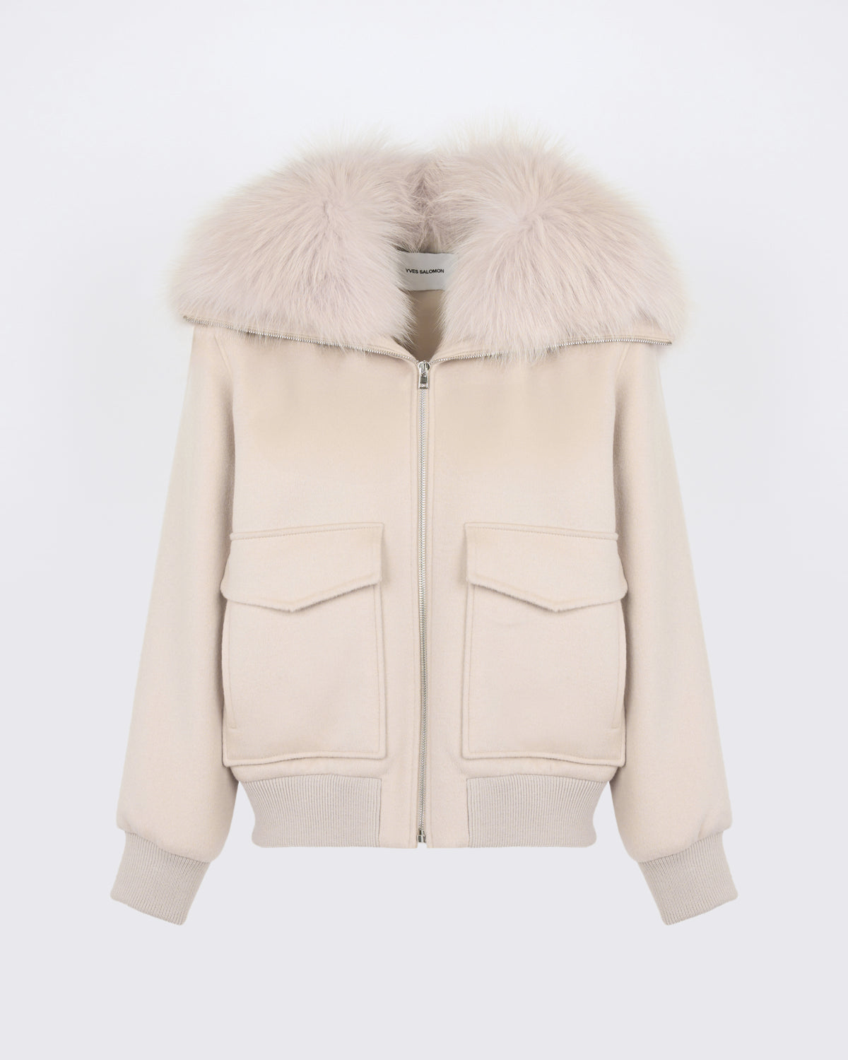 Veste courte en lainage cachemire avec col en fourrure de renard - Yves Salomon - Nouvelle collection Automne Hiver