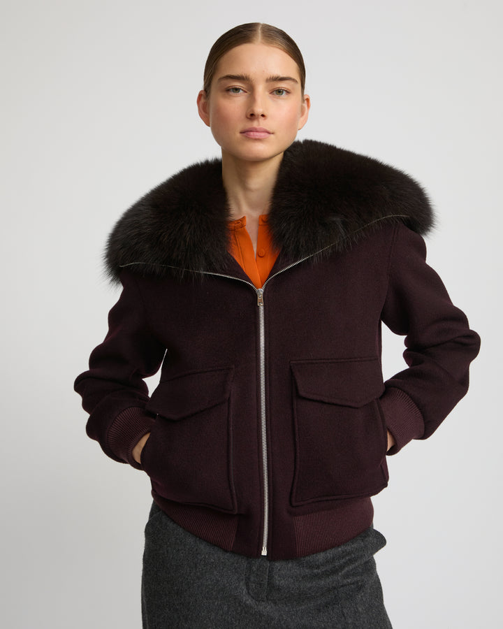 Veste courte en lainage cachemire avec col en fourrure de renard