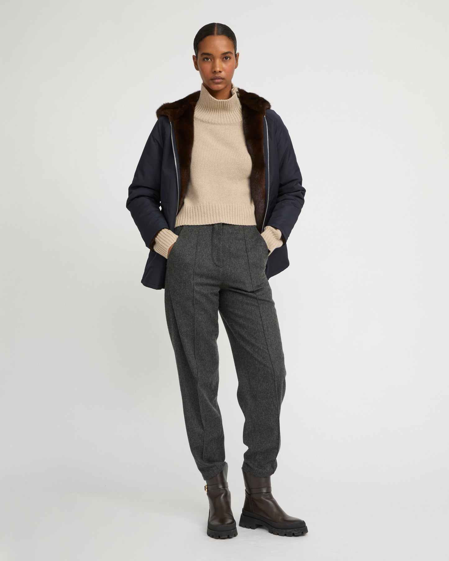 Parka courte en tissu technique réversible déperlant avec fourrure de vison -Yves Salomon